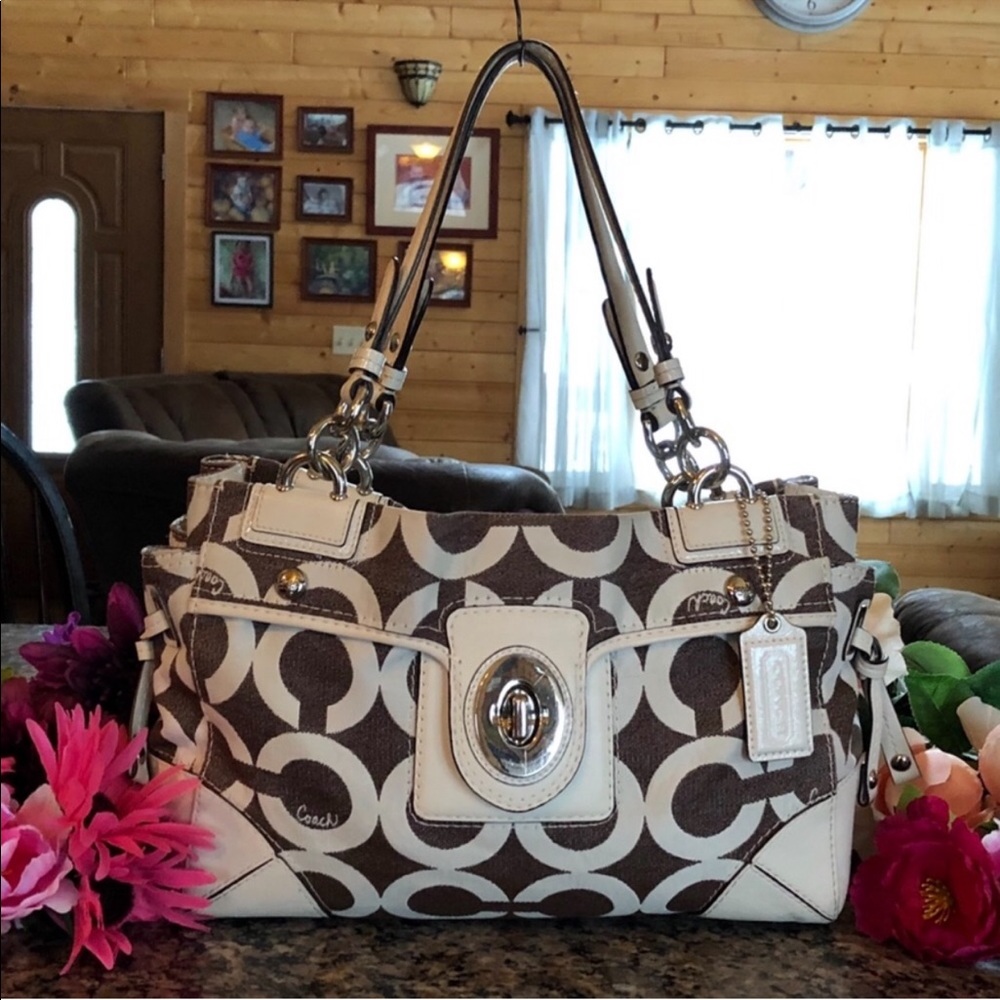 COACH 3-SECTION Bag w/LEATHER. Looks NEW!  WOW!!!!